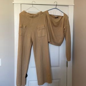 Off shoulder matching lounge set